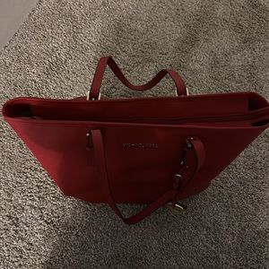 Women's Red 'jet Set Travel' Saffiano Leather Top Zip Tote 👜 ❤️